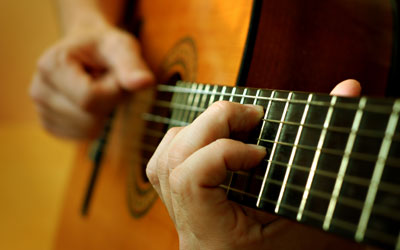 Music Lessons - Classical Guitar Lessons at Music Makers Calgary